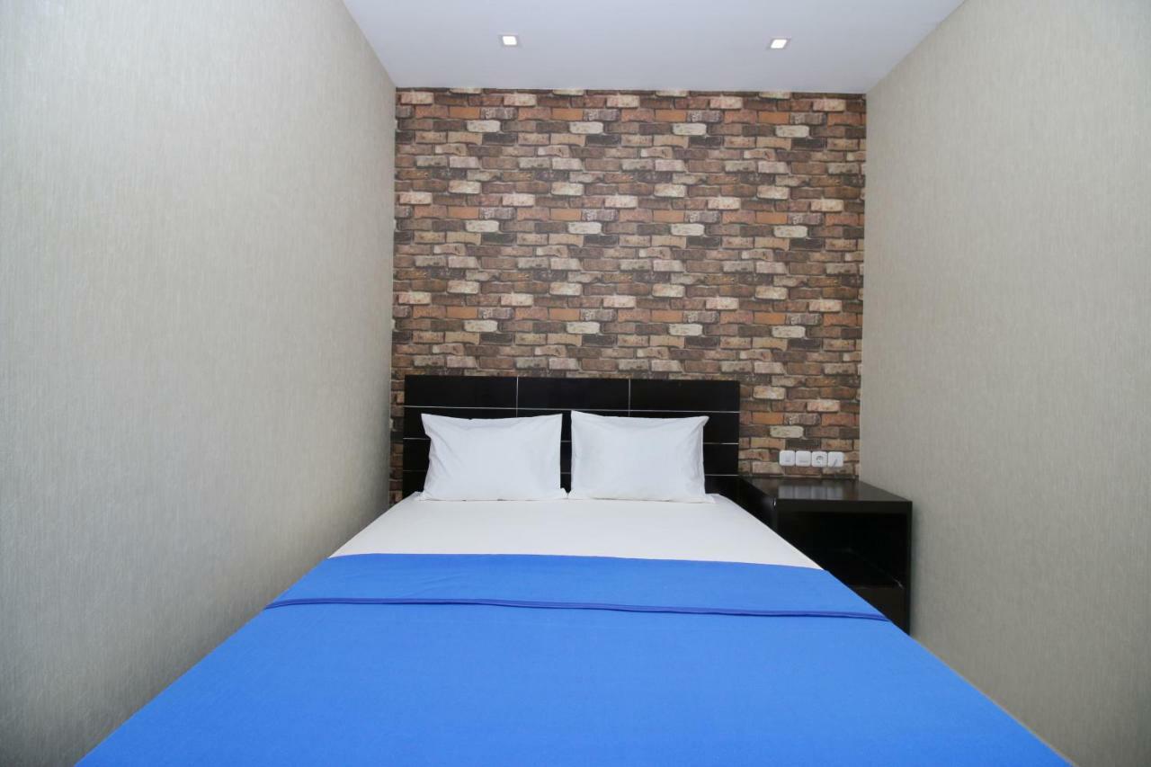 Hostel Kamar Keluarga Kampung Bali III Jakarta Exterior foto